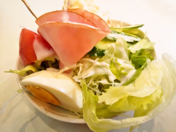 ボリュームたっぷりなミニ？サラダ