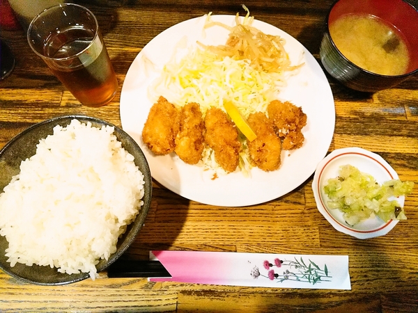 牡蠣フライランチ