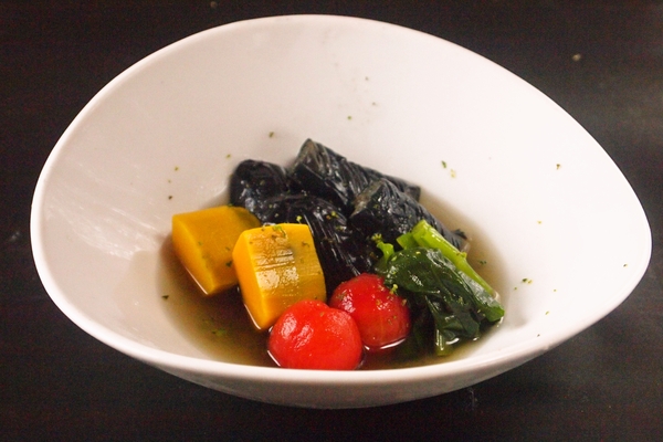 いと家の炊き合わせ