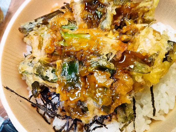 九条ネギのかき揚げ丼