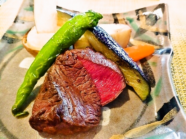 牛フィレ肉のロティ