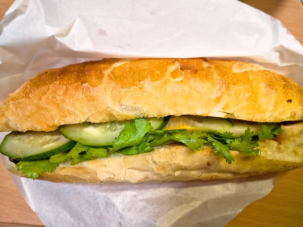 ベトナム名物パインミー