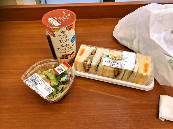 頑張りましょう仕事を^_^