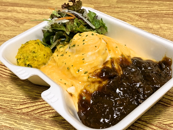 ドレスドオムライス