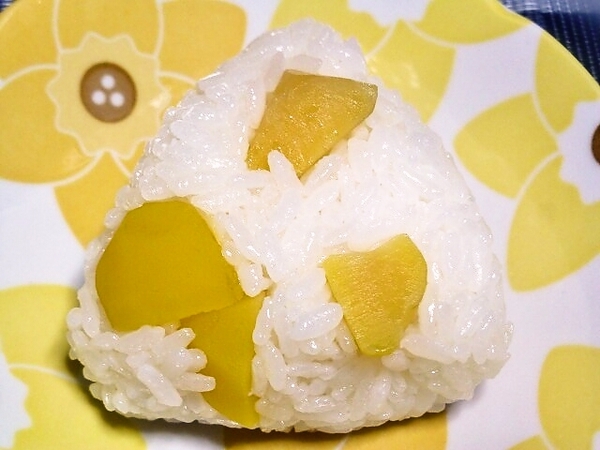 栗ごはんのおにぎり♪
