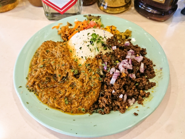 ガルミー＠京都・福知山の今週のカレーとドライキーマのあいがけ