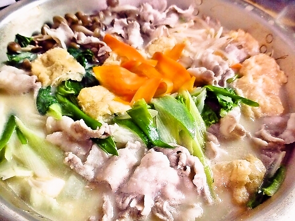 寒くなったので豆乳鍋♪冬はやっぱり鍋ですね♥