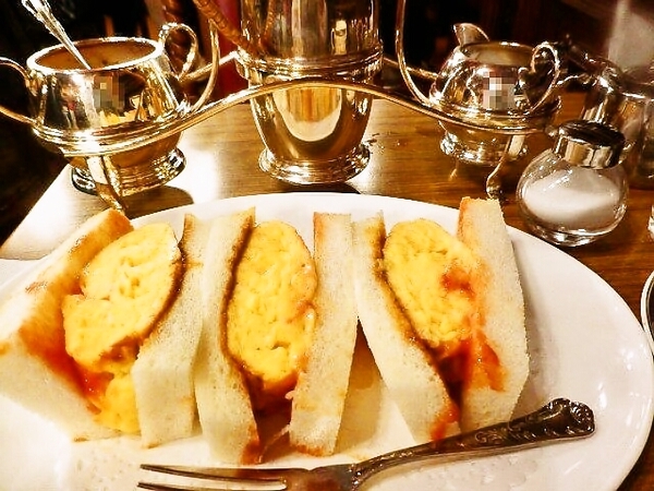 珈琲とたまごサンド