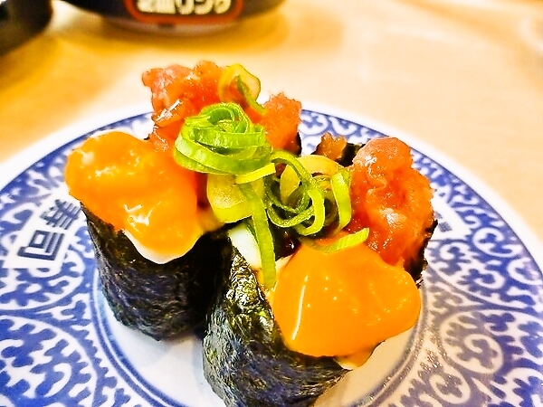 くら寿司の天然魚ユッケ軍艦