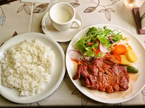 リリィ＠京都・福知山の肉ジャンボ‼ ポークステーキ定食