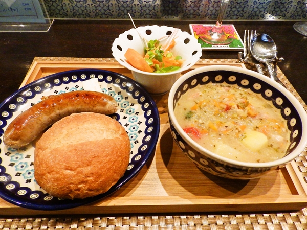 珍しいポーランド料理「ジュレック」