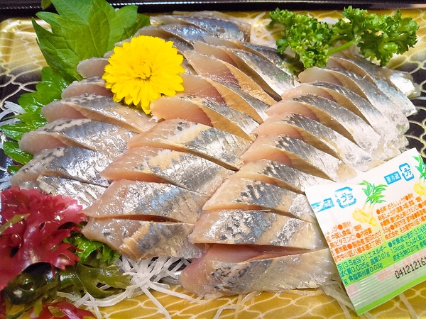 鯵刺し