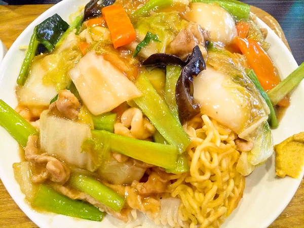 五目あんかけ焼きそば大盛り！