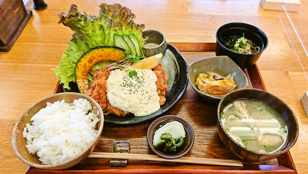 粂蔵＠京都・福知山のチキン南蛮定食