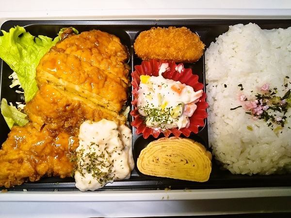 チキンタルタル南蛮弁当