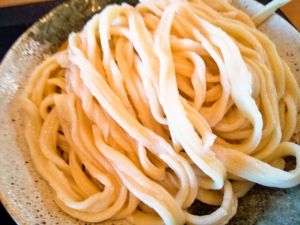 大盛り平打ちうどん