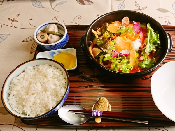 リリィ＠京都・福知山の煮込みハンバーグ定食