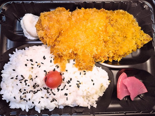 チキンカツ弁当