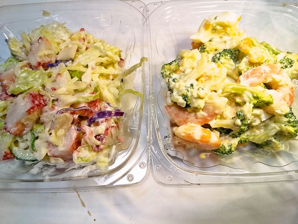 海老とカニカマのサラダ