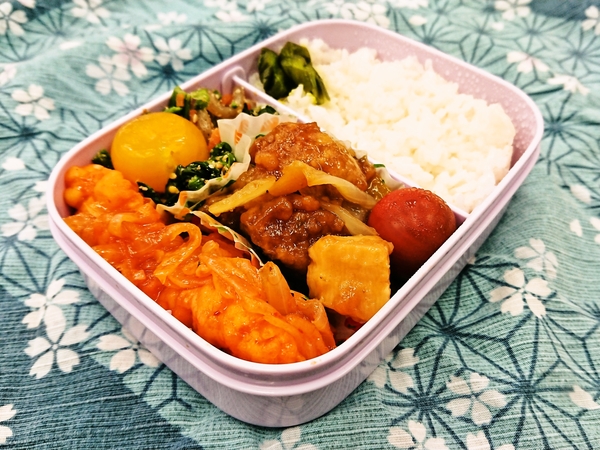 今日の愛妻弁当♪220131