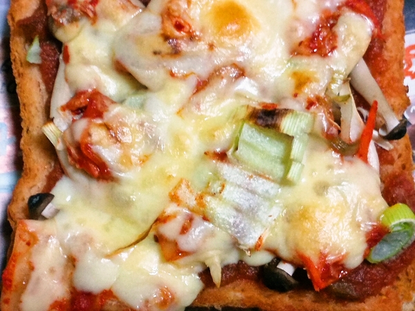 韓国ピザトースト