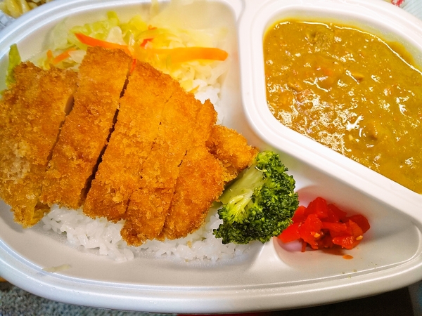 チキンカツカレー