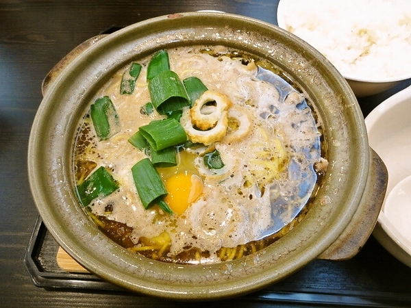 鍋焼きラーメン