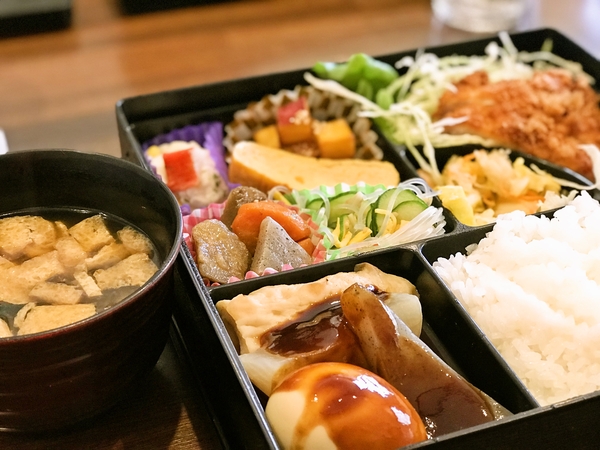 喫茶“ぱぁとなあ”の日替りランチ