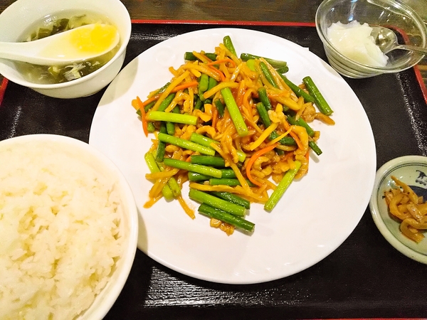 にんにくの芽と豚肉の細切り炒め定食
