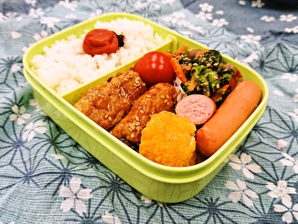 今日の愛妻弁当♪220224