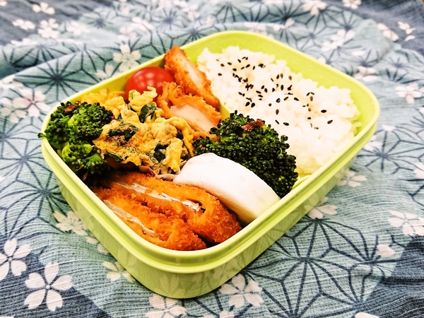今日の愛妻弁当♪220228