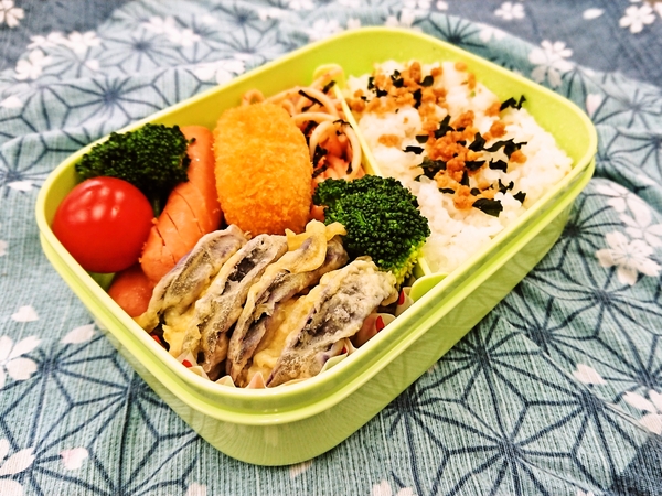 今日の愛妻弁当♪220307