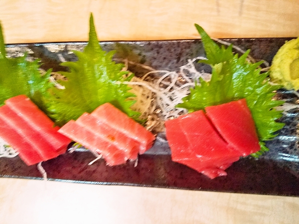 本マグロ刺盛り合わせ