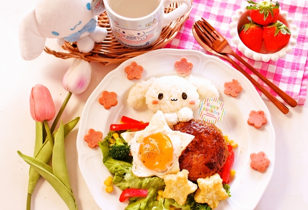 シナモンちゃんのお誕生日おめでとうプレート