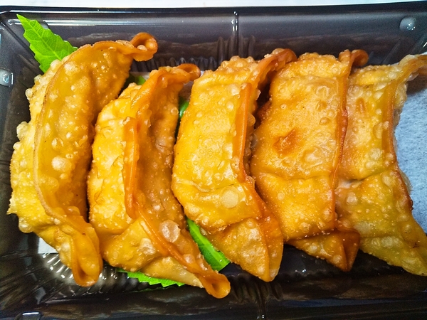 ニンニク白菜揚げ餃子