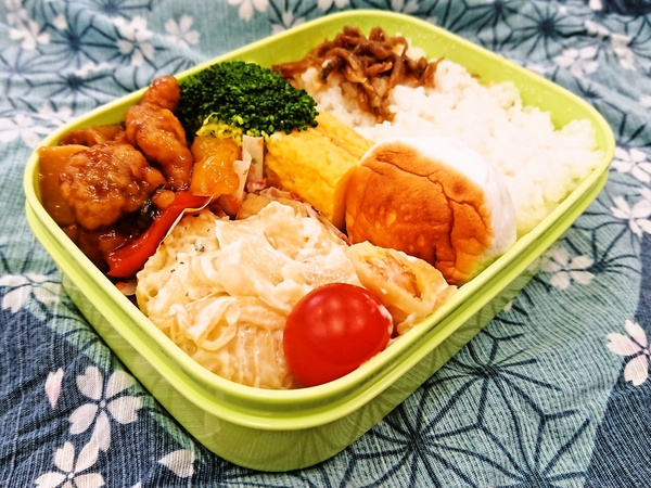 今日の愛妻弁当♪220316