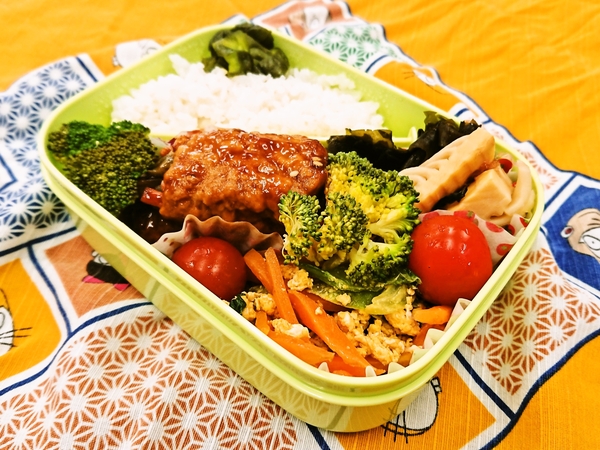 今日の愛妻弁当♪220317