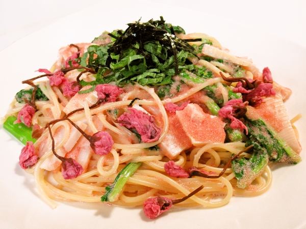 桜と菜の花とたけのこの明太クリームパスタ