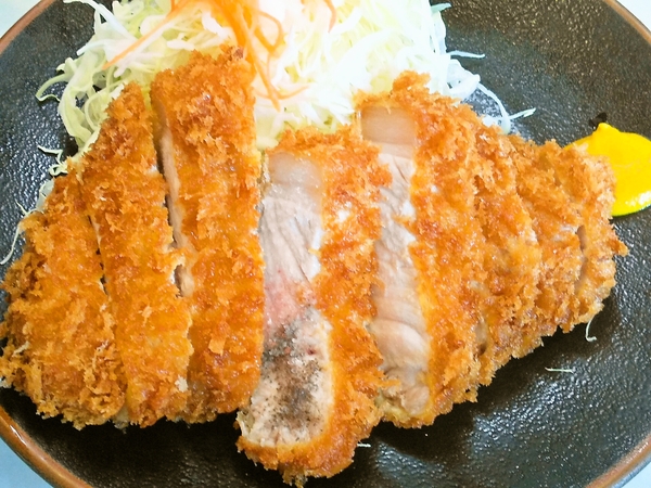 まるやまのマルトクロースカツ千円♪