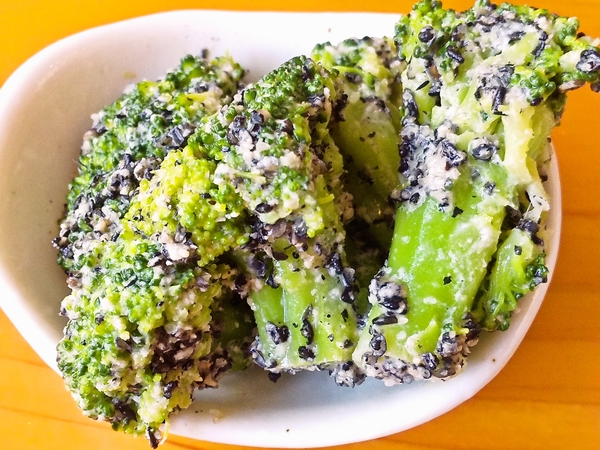 ブロッコリーの胡麻和え