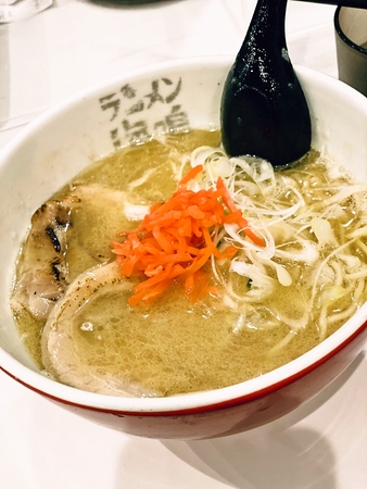 とんこつラーメン