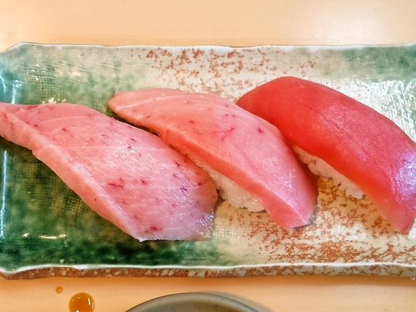 台中赤三種食べ比べ