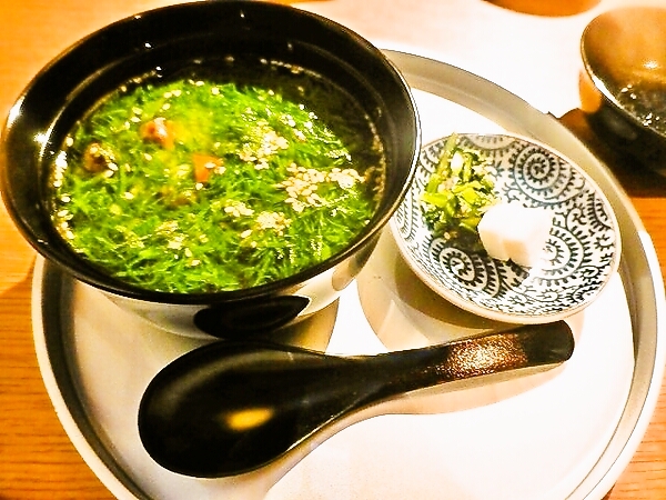 へしこの茶漬け　大葉３０枚使用してます