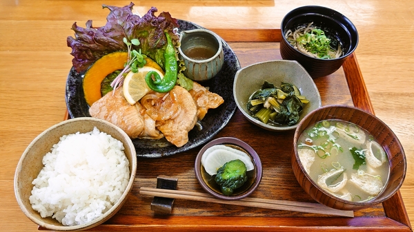粂蔵＠京都・福知山の豚の生姜焼き定食