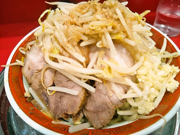 ヤサイ、ニンニク、アブラ