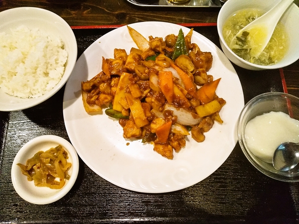 鶏肉の辛味噌炒め定食