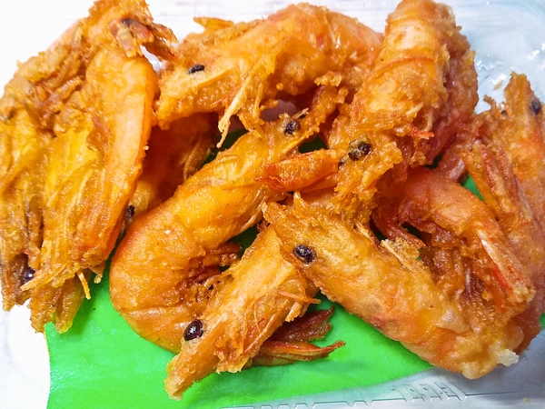 海老のまるごと揚げ