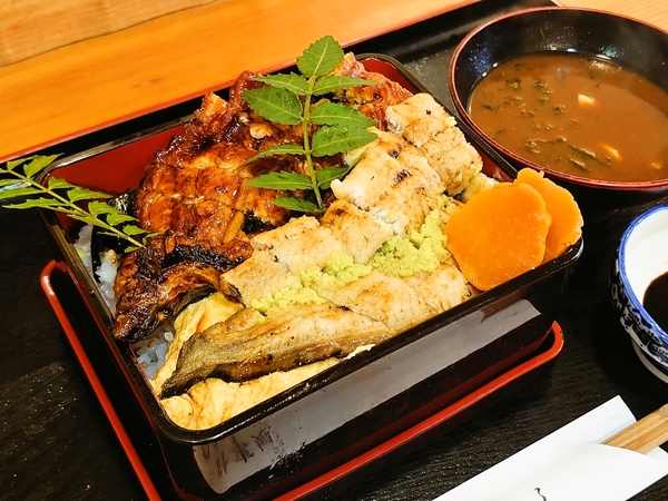 梁山泊たらふく＠京都・福知山のうなぎあのせ丼