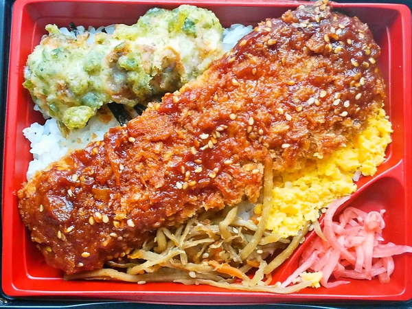 イカフライおかか弁当