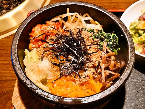 石焼ビビンバ
